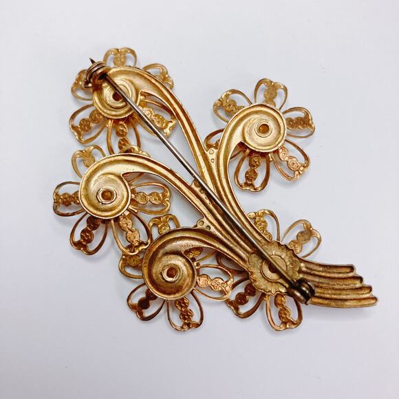 Vintage 1950s Gold Tone Filigree Floral Spray Brooch Yellow Glass Rhinestone Pin - Picture 9 of 11